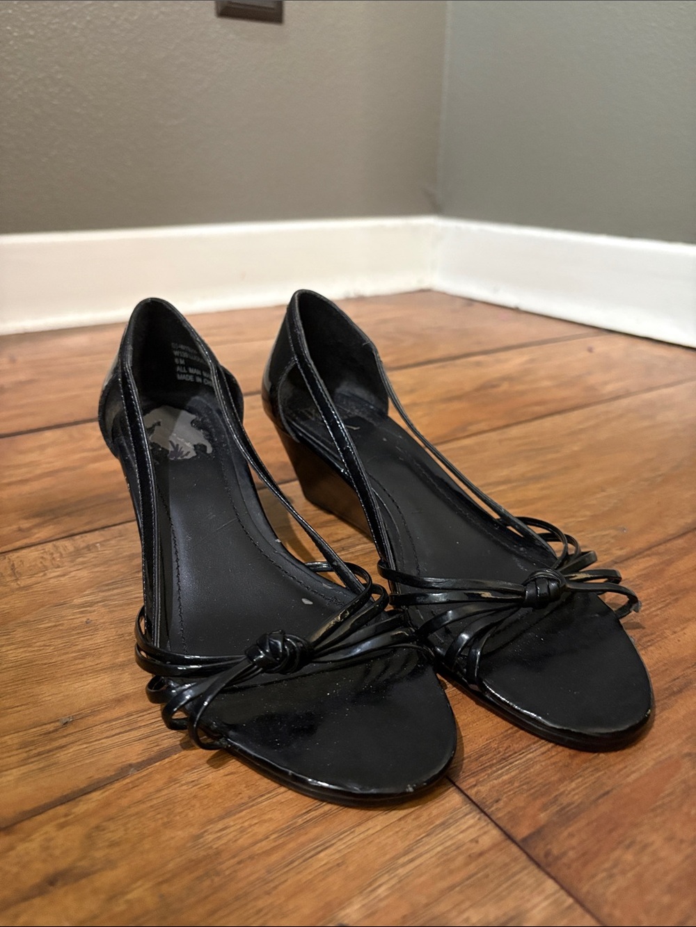 Black Knotted Strap Women’s Wedge Heels by